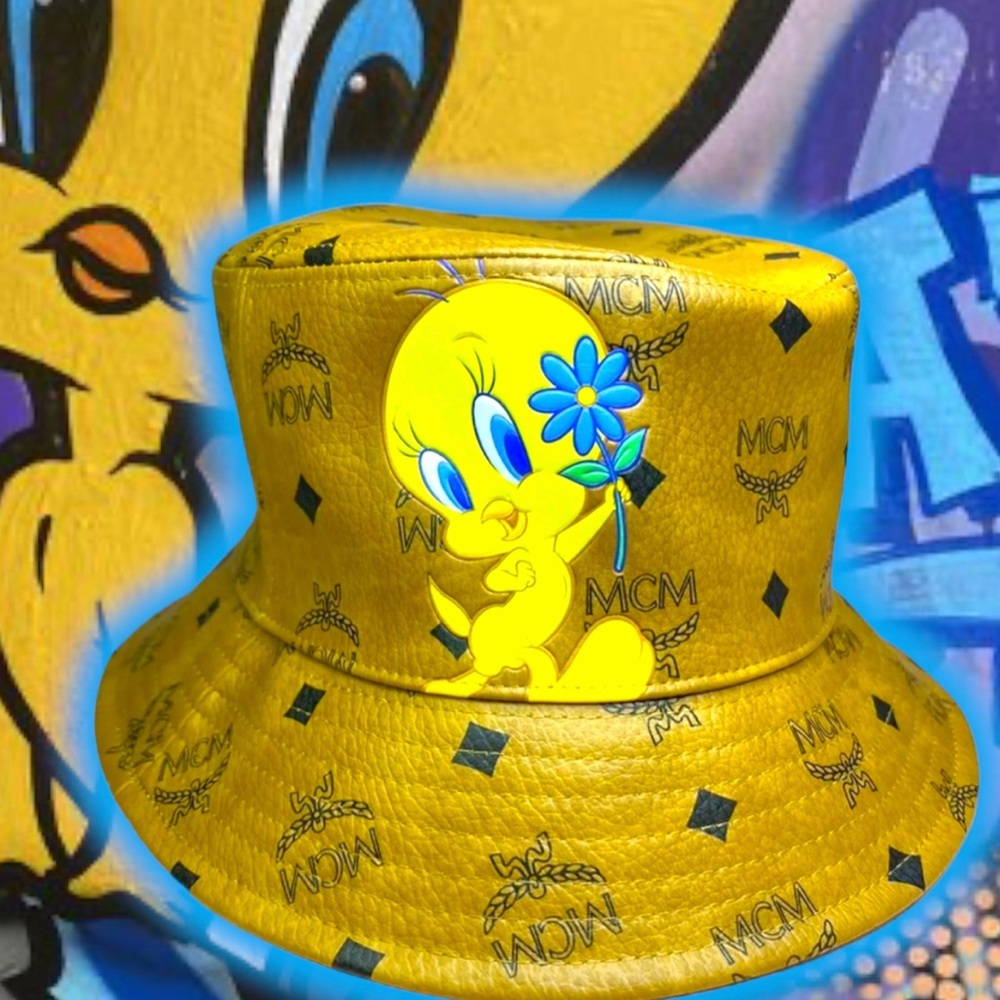 LOoNey TuNeS 🐥x McM BuCKeT HaT 🎩in VieSToS